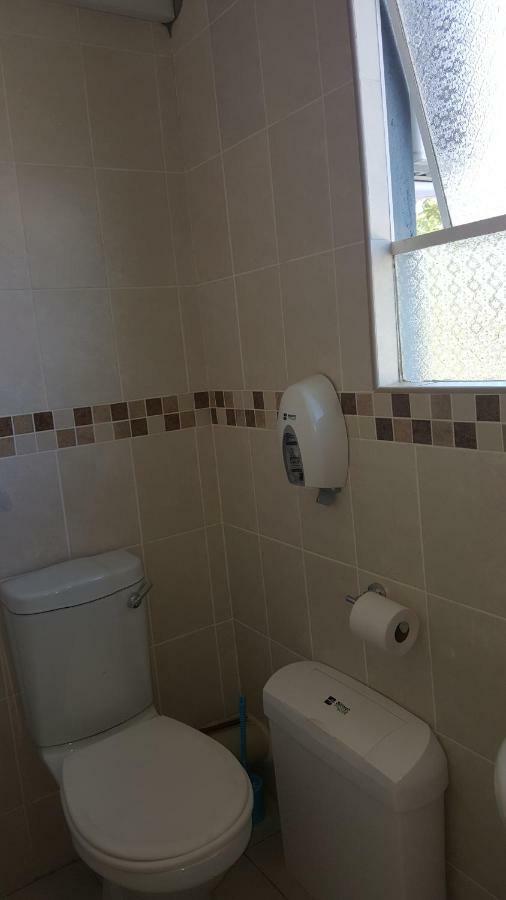 Silver Rest Guesthouse Mafikeng Kültér fotó